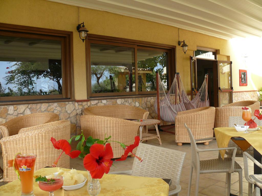 Alba D'Amore Hotel & Spa ランペドゥーザ エクステリア 写真
