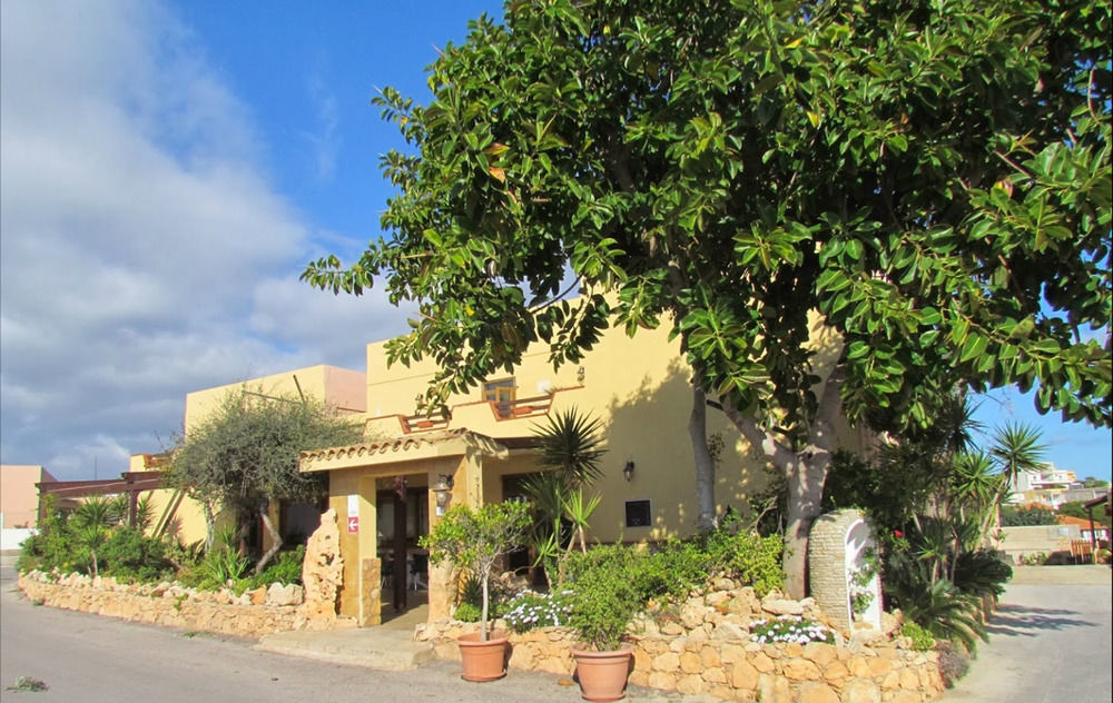 Alba D'Amore Hotel & Spa ランペドゥーザ エクステリア 写真