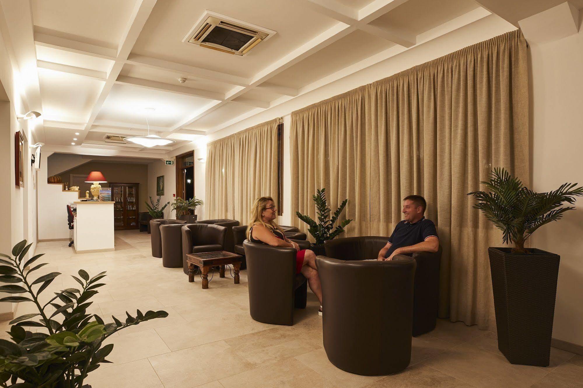 Alba D'Amore Hotel & Spa ランペドゥーザ エクステリア 写真