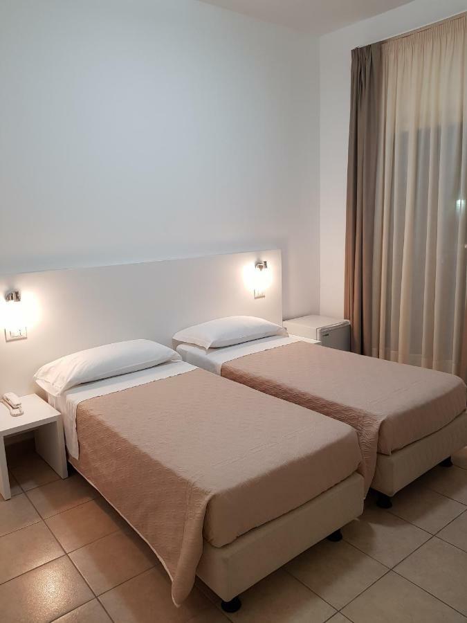 Alba D'Amore Hotel & Spa ランペドゥーザ エクステリア 写真